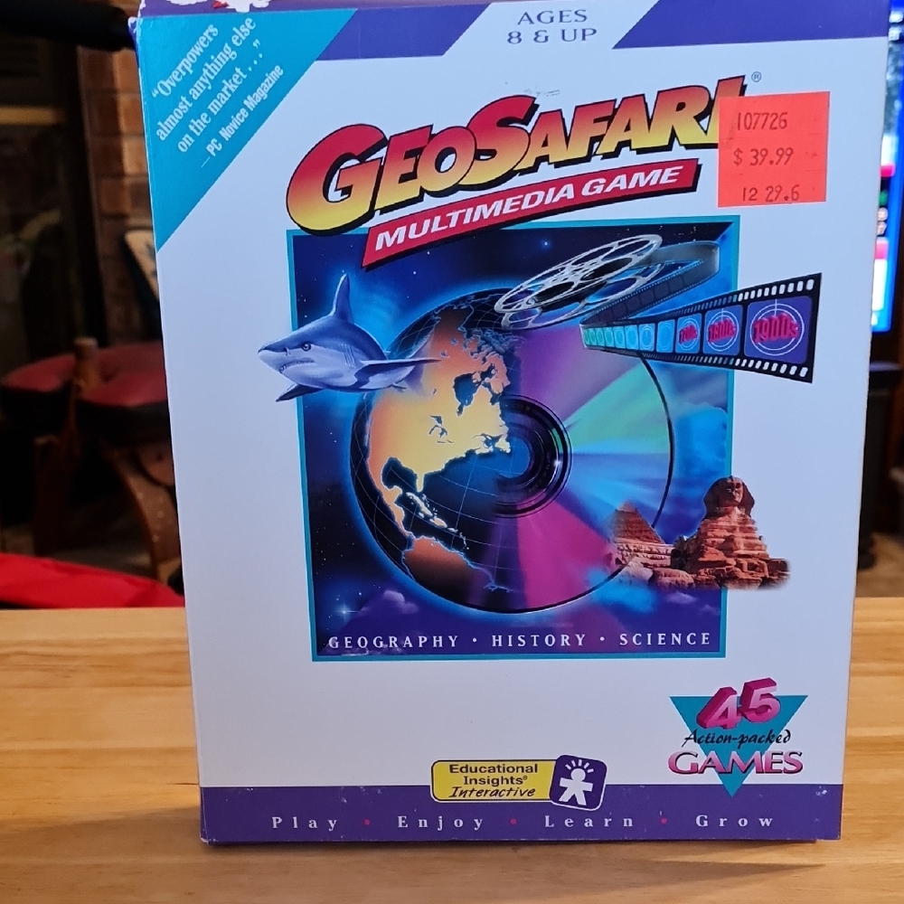 GeoSafari Multimedia Software Game, Learn Geography, Good Condition
